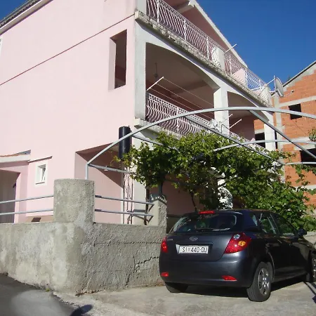 By The Sea Grebastica, Sibenik - 13406 Baselovici