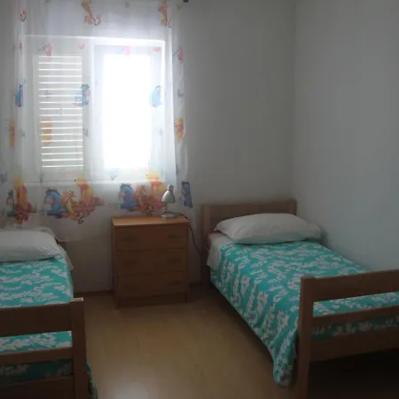 By The Sea Grebastica, Sibenik - 13406 Baselovici