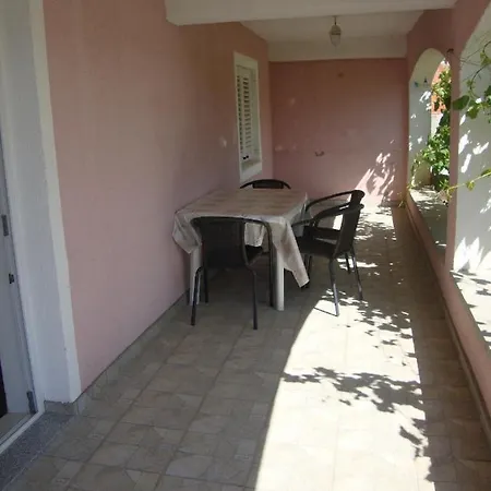 Apartament By The Sea Grebastica, Sibenik - 13406 Baselovici