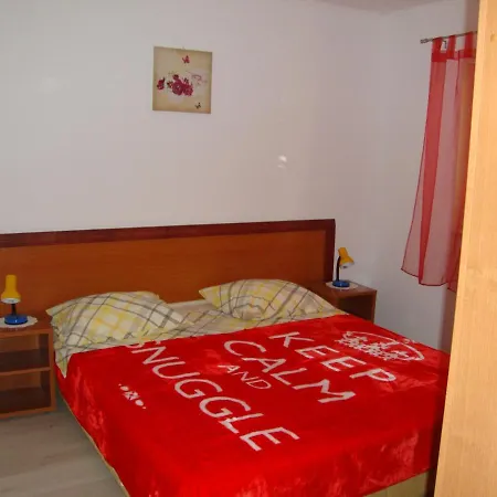 By The Sea Grebastica, Sibenik - 13406 *